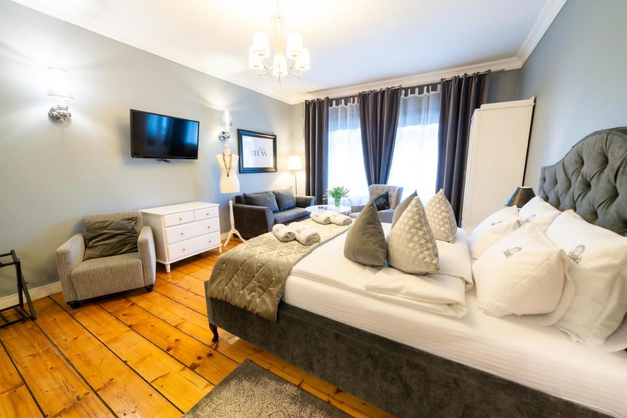 Apartamenty Pod Zegarem Mikołajki Exteriör bild