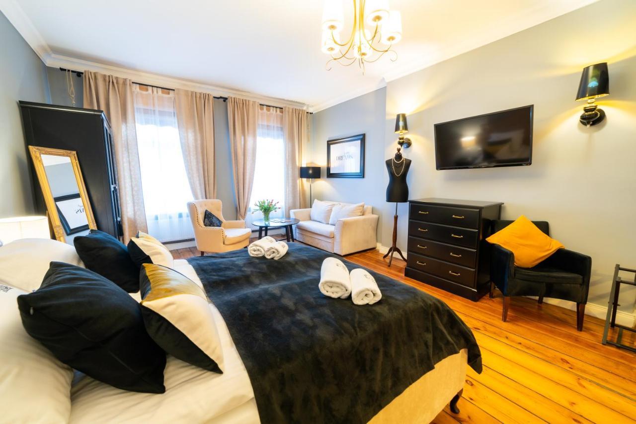 Apartamenty Pod Zegarem Mikołajki Exteriör bild